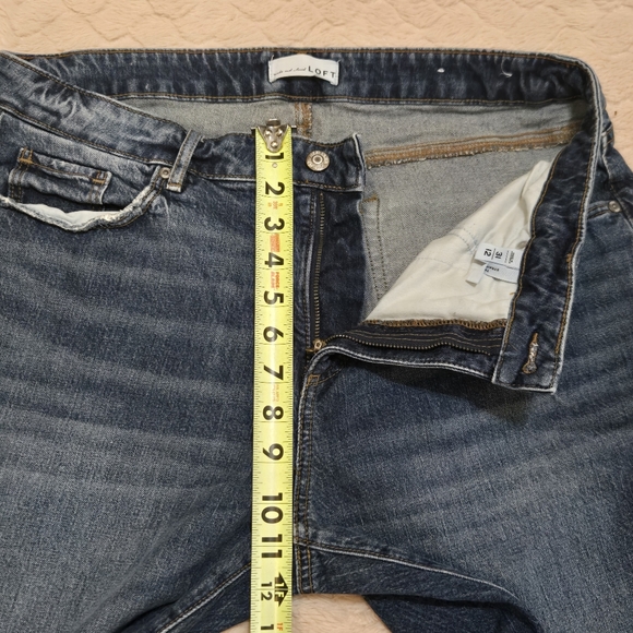 LOFT The Curvy Straight Crop Medium Wash Denim Jeans, Size 31" / 12 - Picture 4 of 8